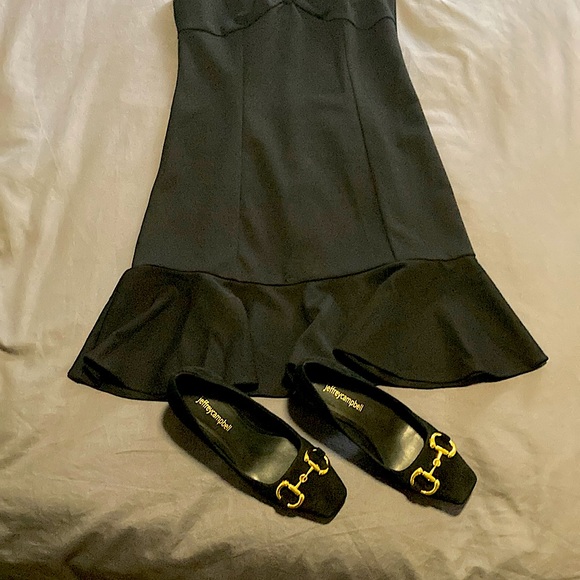 The Little Black Dress with Adjustable Straps is an Eye Catcher. Size 2 NWOT - Picture 2 of 10